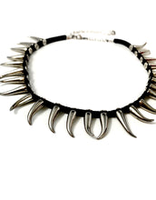 Load image into Gallery viewer, Cat Claw Necklace